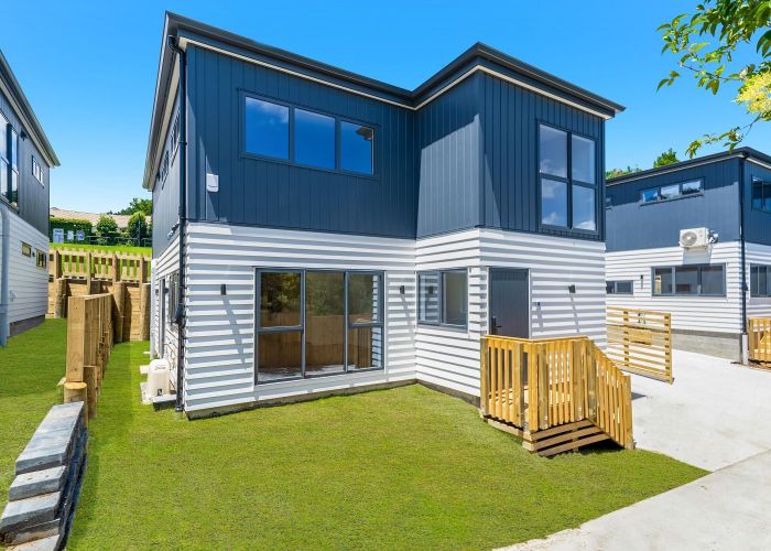  at Blockhouse Bay, Auckland City, Auckland