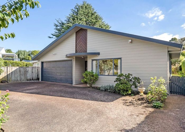  at 16A Oranga Avenue, Onehunga, Auckland