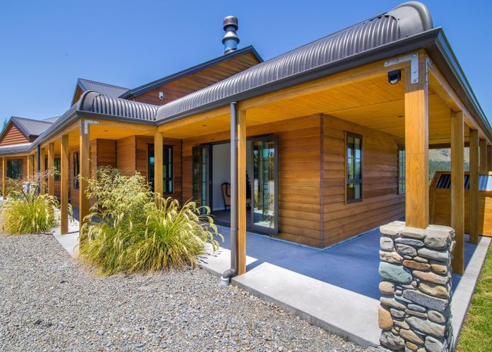  at 32 Kaitoke Loop Road, Kaitoke, Upper Hutt