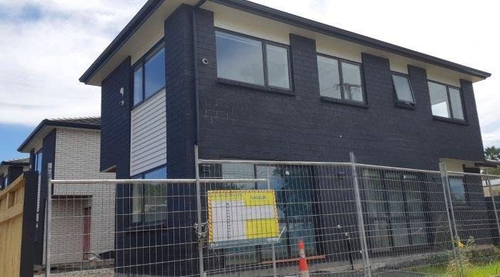  at 7B Holland Avenue, Point England, Auckland