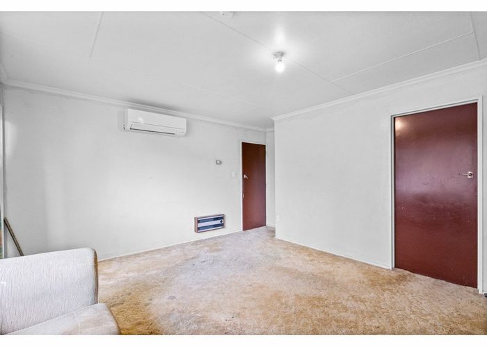  at 2/204 Elles Road, Strathern, Invercargill