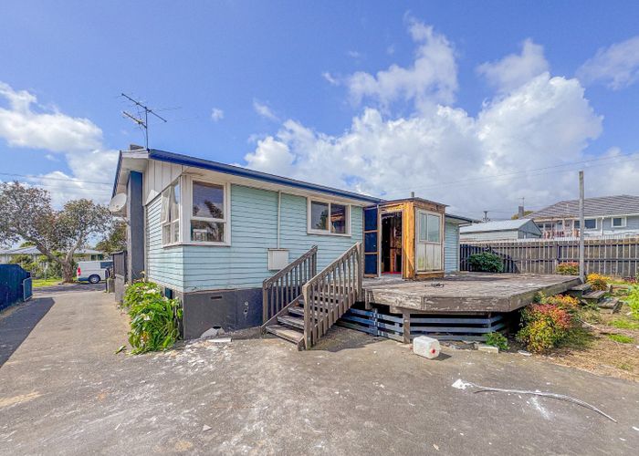  at 43 Sandbrook Avenue, Otara, Manukau City, Auckland