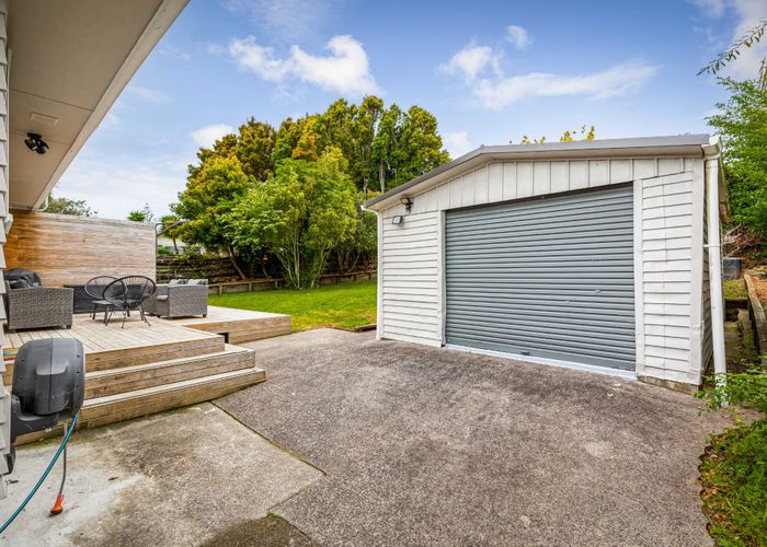  at 4 Brunner Road, Glen Eden, Auckland