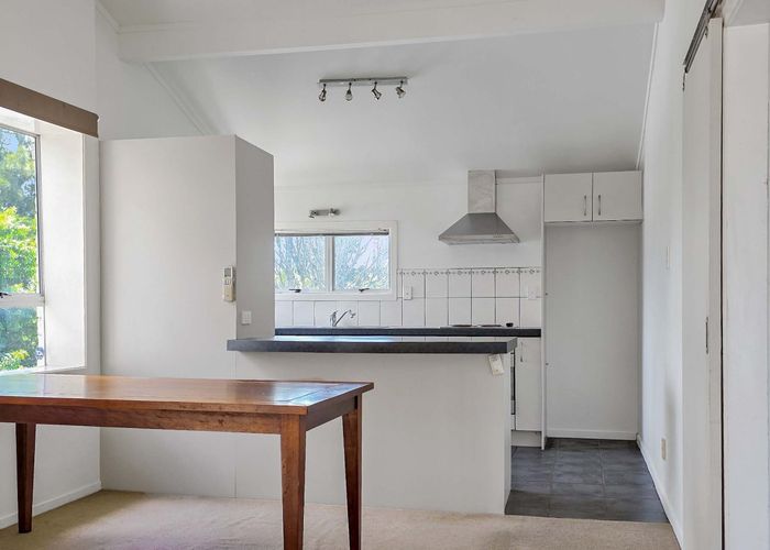  at 6  Jillian Drive, Ranui, Waitakere City, Auckland