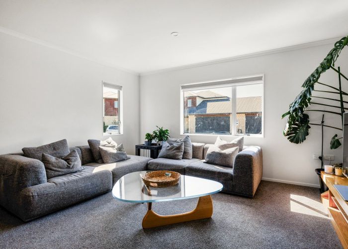  at 35 Gordon Davies Lane, Huntington, Hamilton