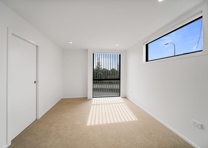  at 2/39 Pakuranga Road, Pakuranga, Manukau City, Auckland
