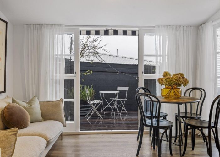  at 251A Courtenay Street, Strandon, New Plymouth, Taranaki