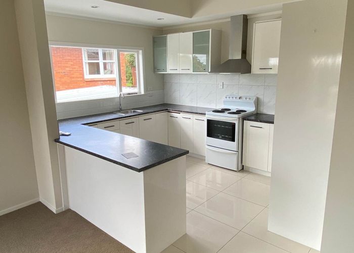  at 2/122 St Johns Road, Saint Johns, Auckland City, Auckland