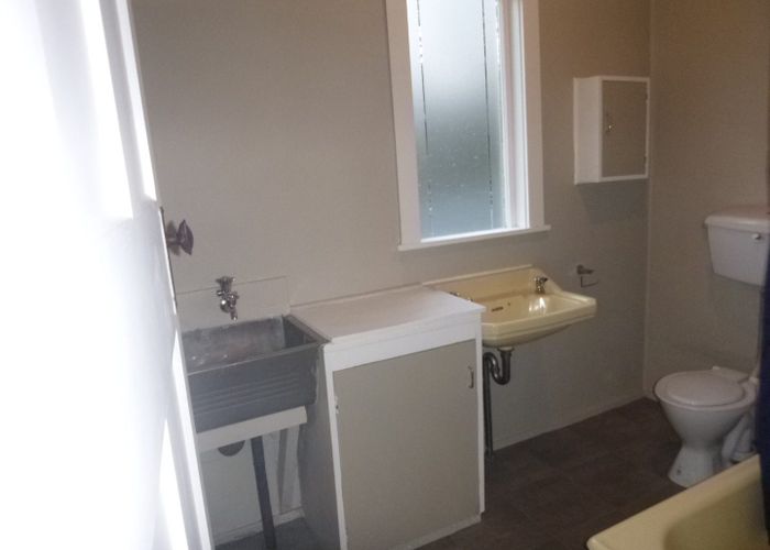  at 2/129 Frederick Street East, Mayfair, Hastings