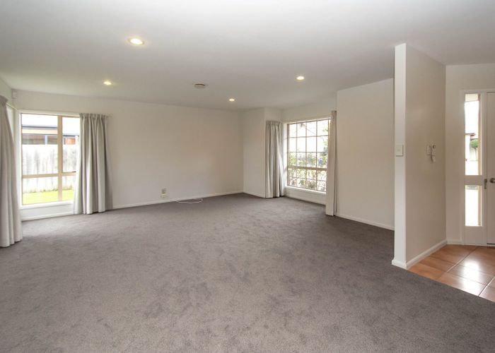  at 8 Blarney Place, Casebrook, Christchurch City, Canterbury