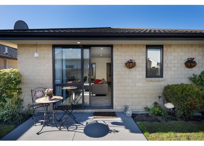  at 2/50 Koromiko Street, Saint Martins, Christchurch
