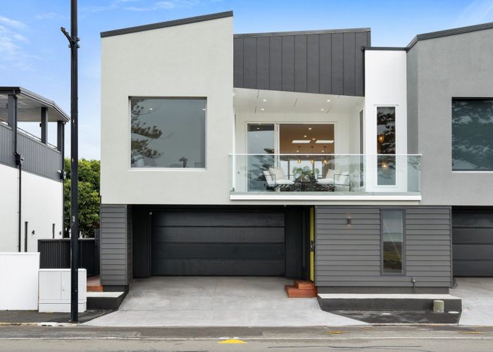  at 585 Marine Parade, Napier South, Napier, Hawke's Bay