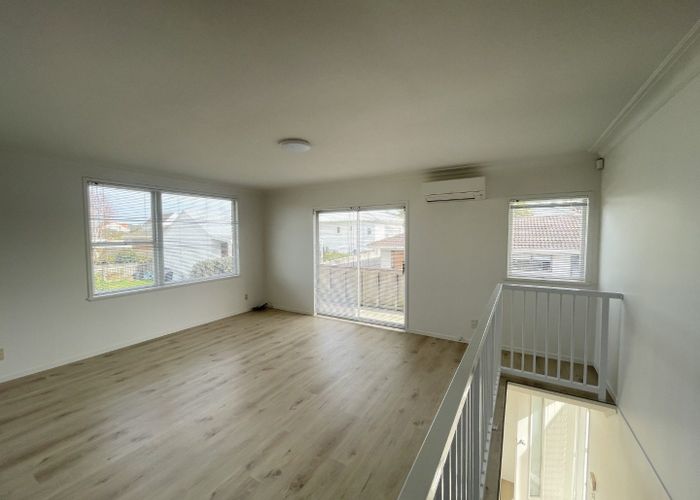  at 4/84 Rawhiti Road, One Tree Hill, Auckland City, Auckland