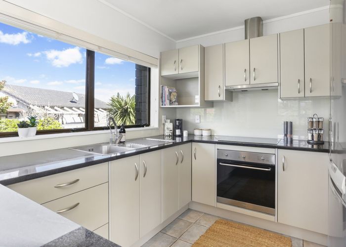  at 22A Pyatt Crescent, Saint Johns, Auckland