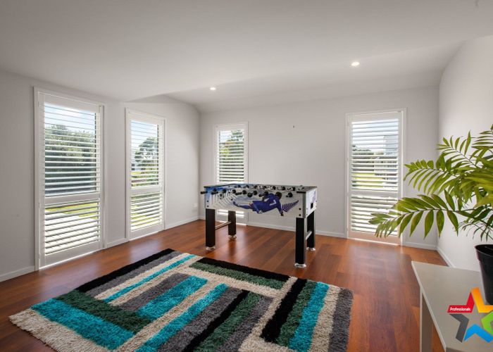 For sale 5 Wakanoi Place, Bowentown, Waihi Beach homes.co.nz