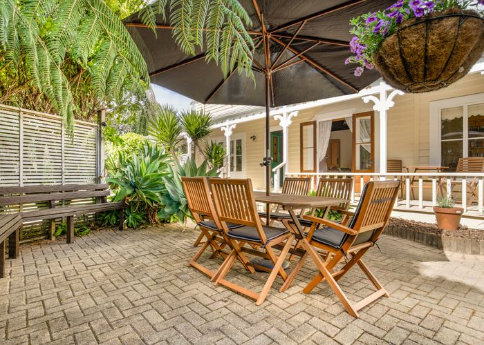  at 2 Brylee Drive, Conifer Grove, Takanini