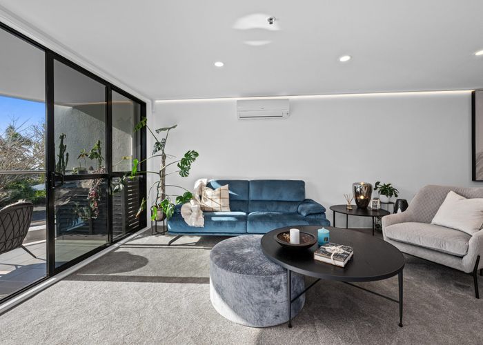  at 1C/175 Hurstmere Road, Takapuna, Auckland