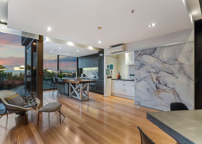  at 108 Park Road, Grafton, Auckland