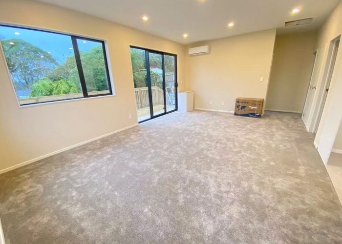  at 5B Truscott Place, West Harbour, Waitakere City, Auckland
