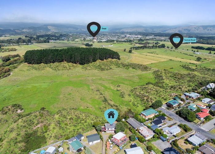  at 19 Colenso Place, Otaki Beach, Kapiti Coast, Wellington