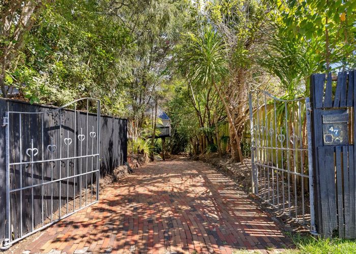  at 47 Kamara Road, Glen Eden, Waitakere City, Auckland