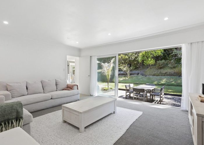  at 35 Takahe Road, Titirangi, Waitakere City, Auckland