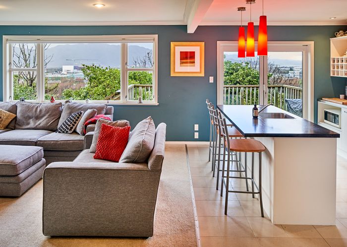 at 4 Gaskill Grove, Harbour View, Lower Hutt
