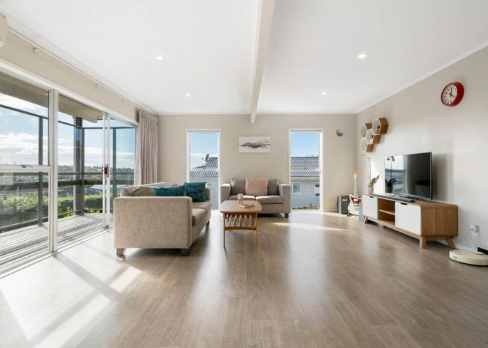  at 73 Alton Avenue, Hillcrest, North Shore City, Auckland
