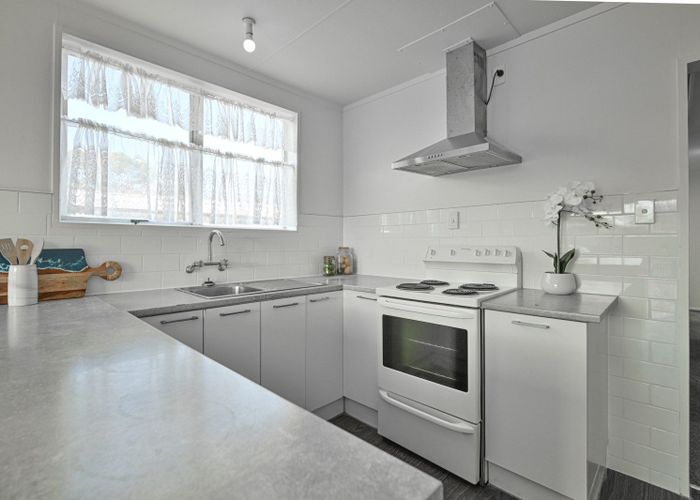  at 11 Columbus Crescent, Flaxmere, Hastings