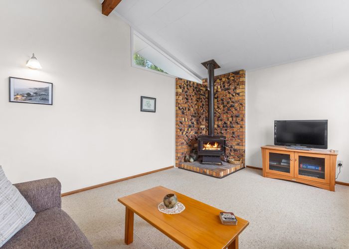  at 1/15A View Road, Glenfield, Auckland