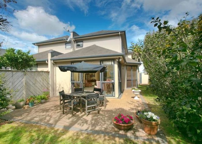  at 9 Canterbury Park Lane, Ellerslie, Auckland