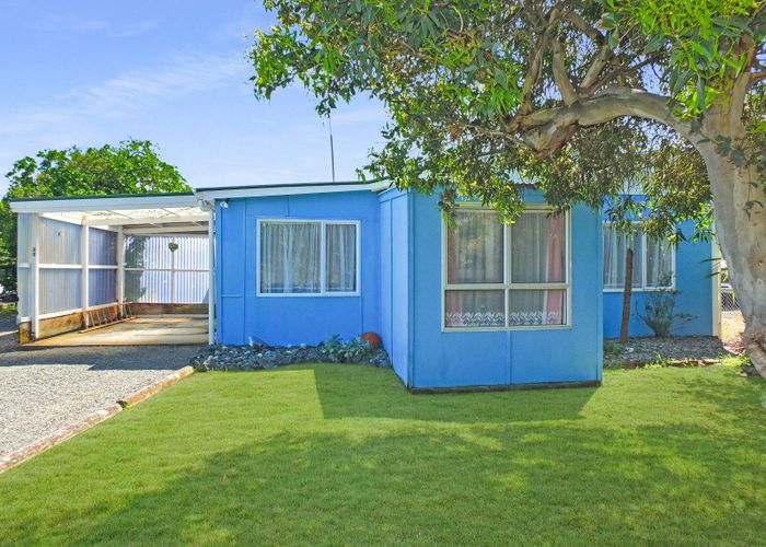  at 41 Edinburgh Terrace, Foxton Beach, Foxton