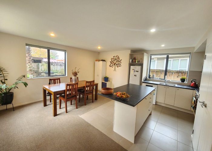  at 2/3A Curzon Street, Onehunga, Auckland City, Auckland