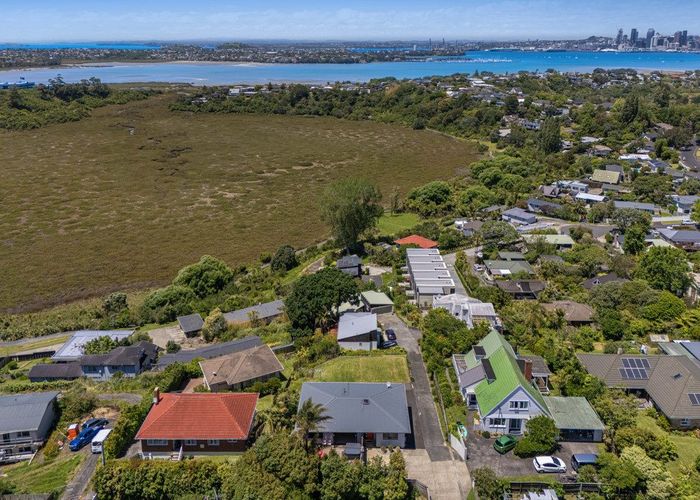  at 1/63 College Road, Northcote, North Shore City, Auckland