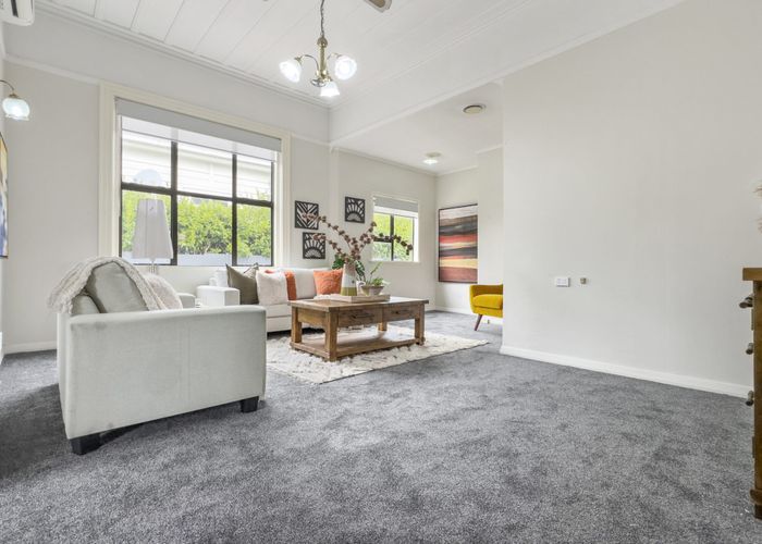  at 3A Haverstock Road, Sandringham, Auckland