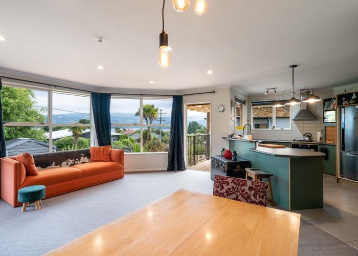  at 33 Seaton Road, Portobello, Dunedin