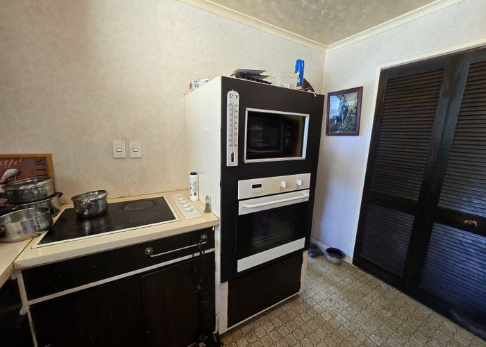 at 41 Rhodes Drive, Kelvin Grove, Palmerston North
