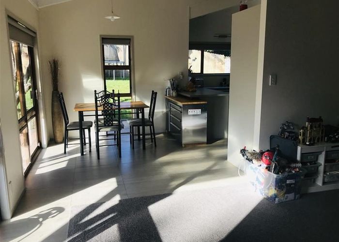  at 65 John Downs Drive, Browns Bay, North Shore City, Auckland