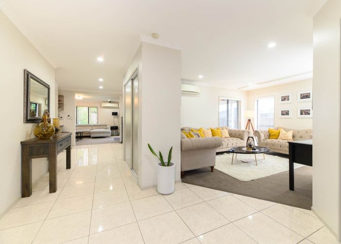  at 99a Awaroa Road, Sunnyvale, Waitakere City, Auckland