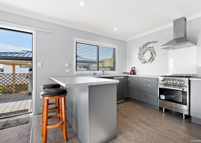  at 29 Gledstane Road, Stanmore Bay, Whangaparaoa