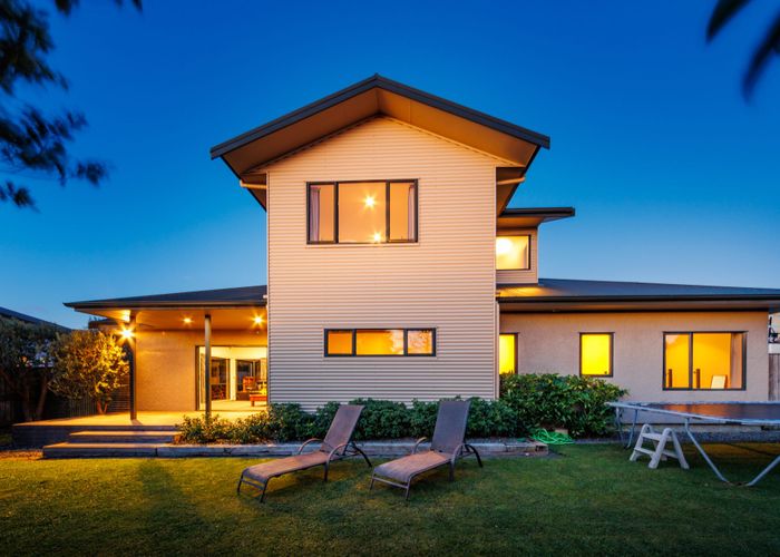  at 15 Silkwood Place, Fitzherbert, Palmerston North