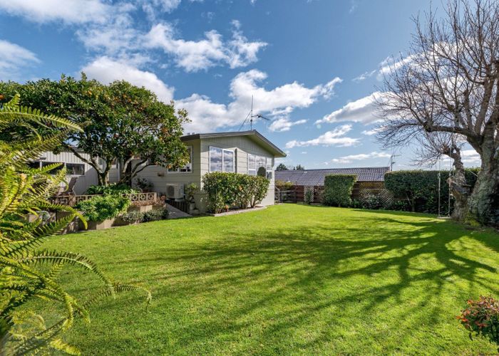  at 33 Cumberland Crescent, Welcome Bay, Tauranga, Bay Of Plenty