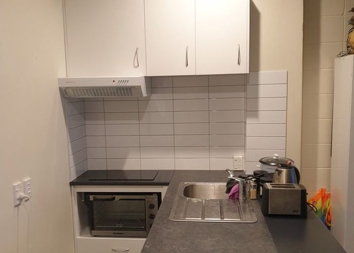  at Q207/45 Queens Drive , Lower Hutt, Lower Hutt, Wellington