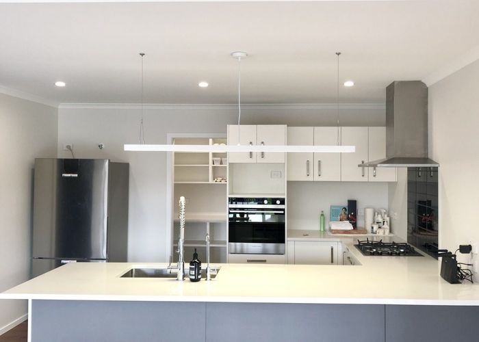  at 21/27 Whites Line West, Woburn, Lower Hutt, Wellington