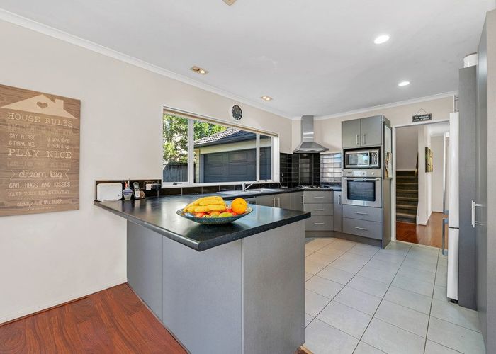  at 75 Wayne Francis Drive, Flat Bush, Auckland