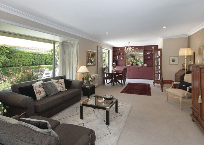  at 2/22 Strowan Road, Strowan, Christchurch City, Canterbury