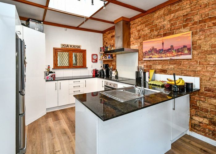  at 2/146 Shirley Road, Papatoetoe, Manukau City, Auckland