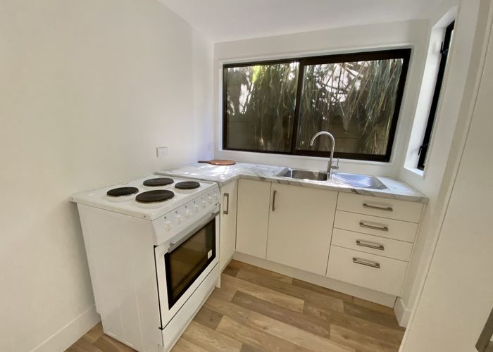  at 33a Waitohu Road, York Bay, Lower Hutt, Wellington