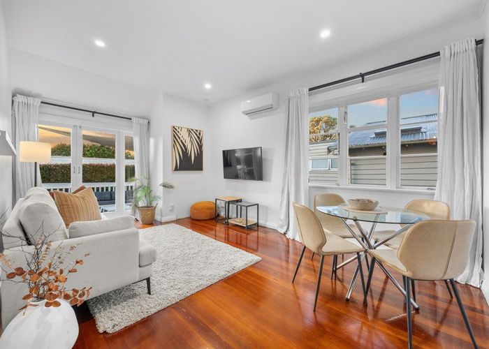  at 2/36 Panorama Road, Mount Wellington, Auckland City, Auckland