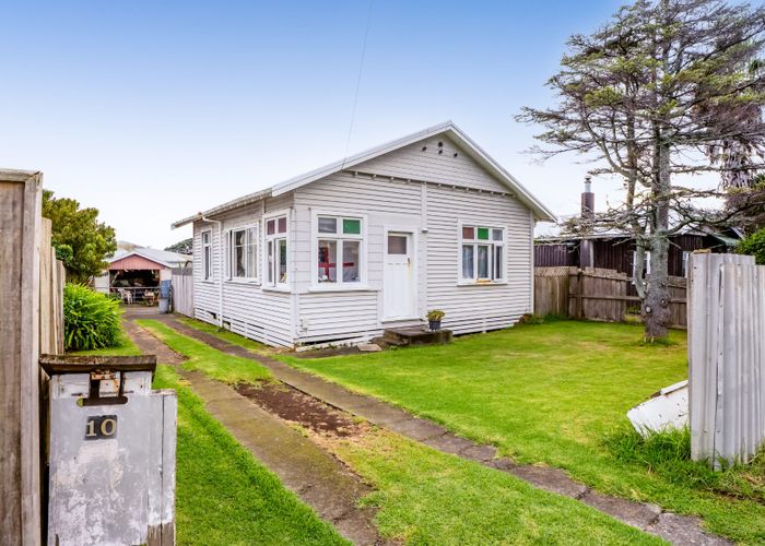  at 10 Harbour Street, Moturoa, New Plymouth, Taranaki